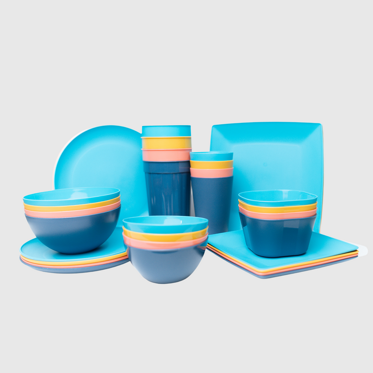 SET X 4 PLATOS CUADRADOS (19.3 CM) MULTICOLOR